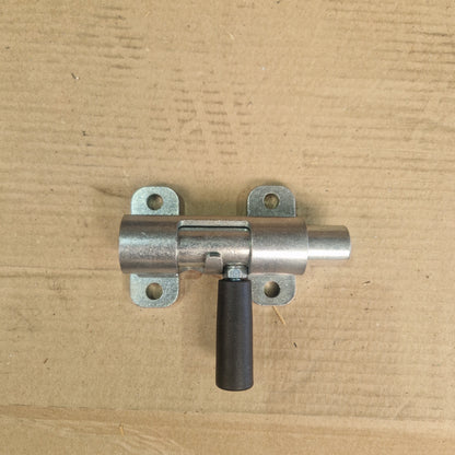 Front latch